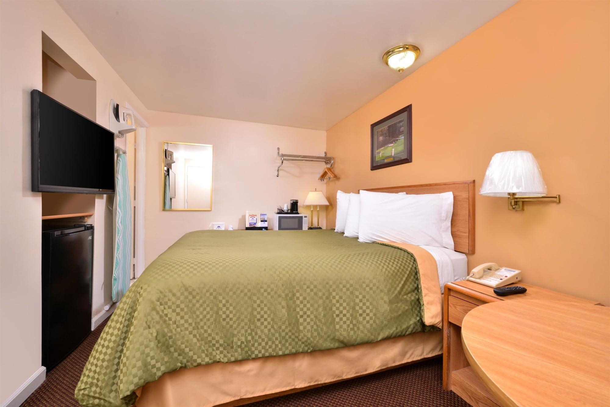 Americas Best Value Inn Jonesville/Hillsdale Exterior photo